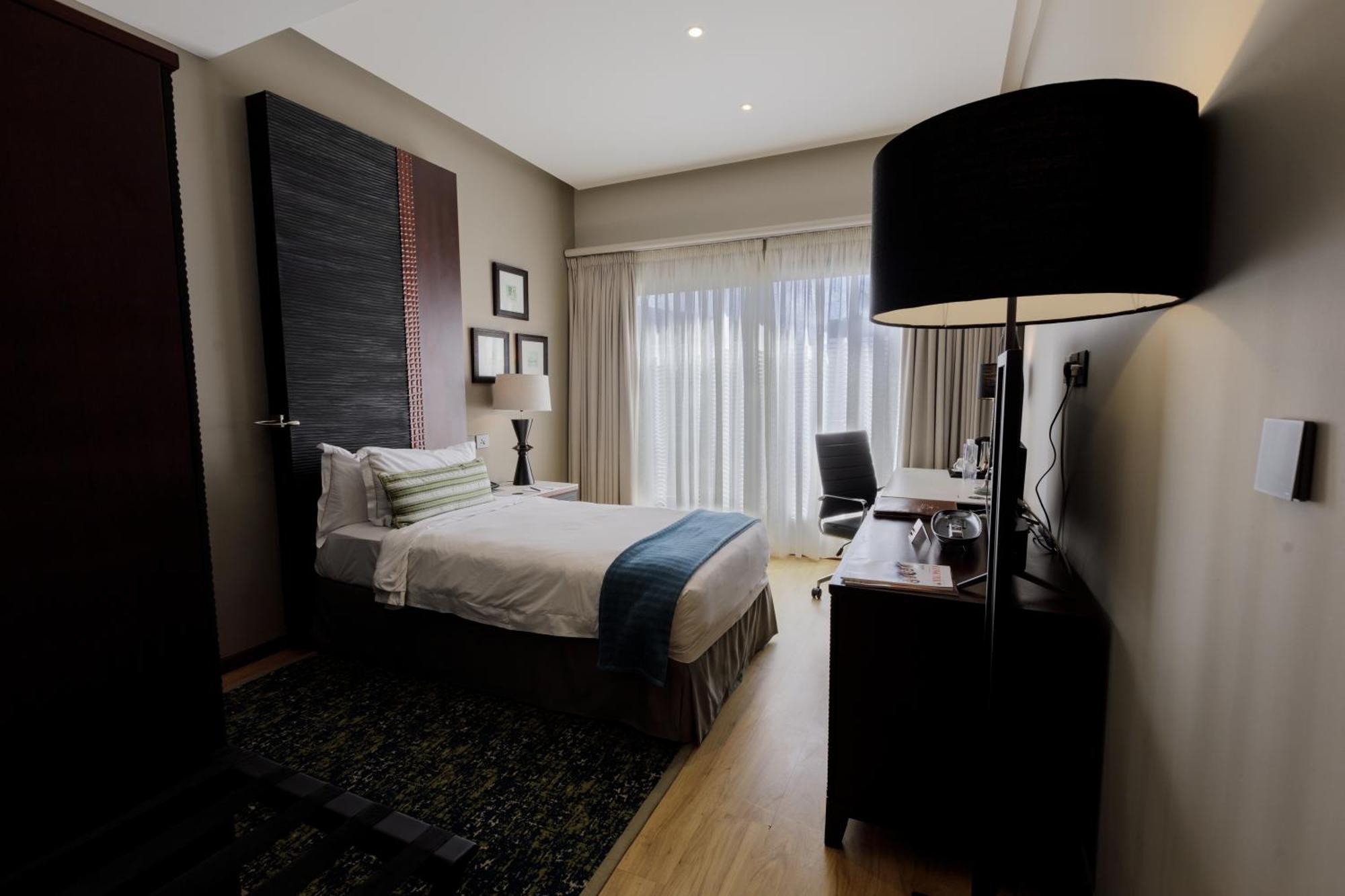Sea Cliff Hotel Дар ес Саалам Екстериор снимка