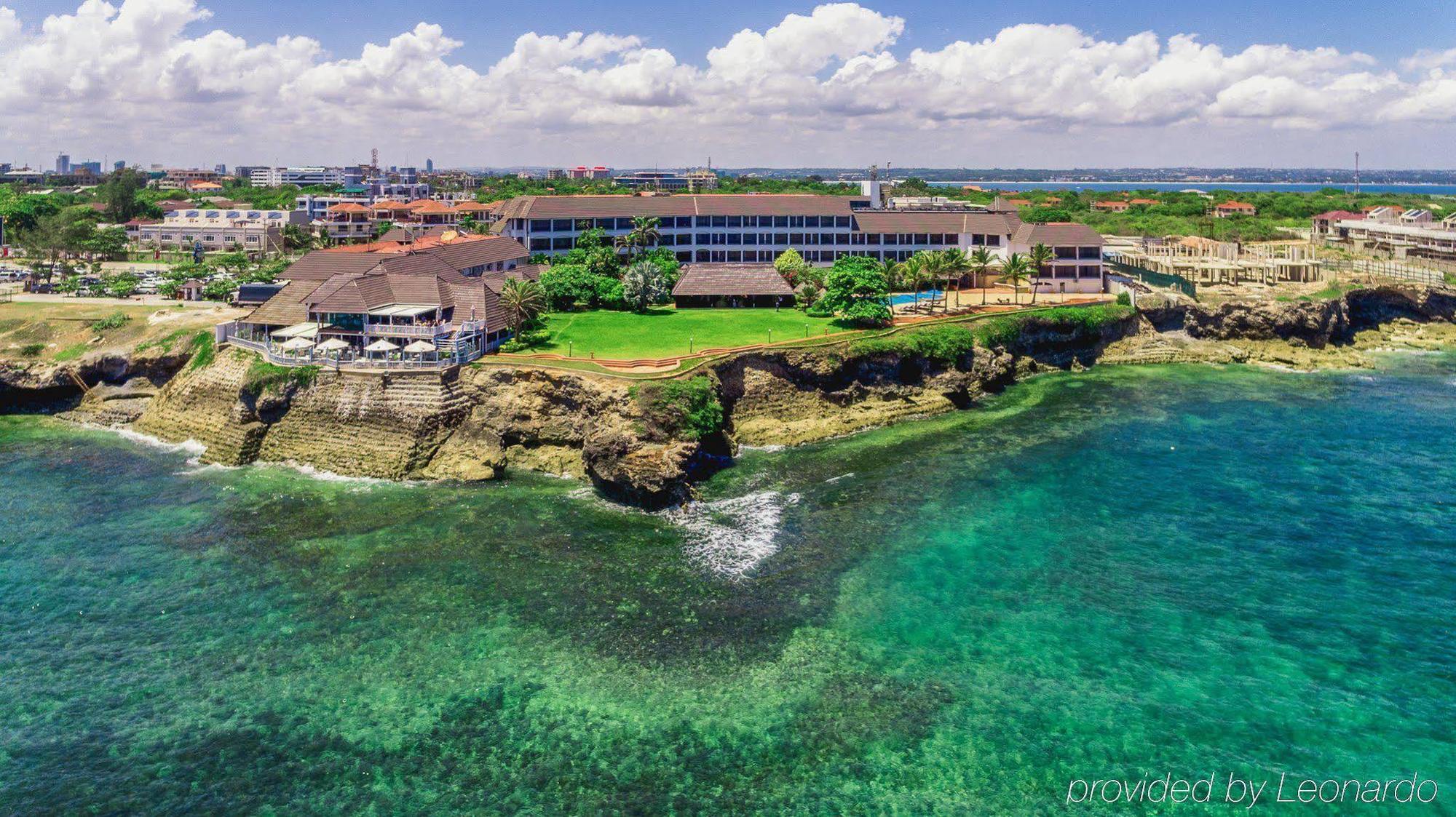 Sea Cliff Hotel Дар ес Саалам Екстериор снимка